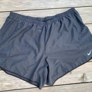 Nike Women's DRI-FIT 6" Charcoal Grey Black Running Shorts CI7845-082 Size 3X